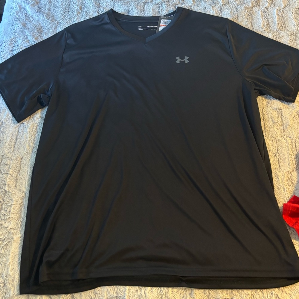 Under Armour T-shirt